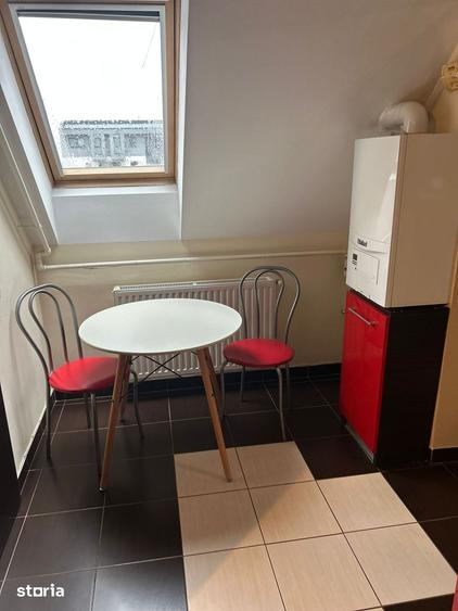 Apartament cu 3 camere în Micro 16