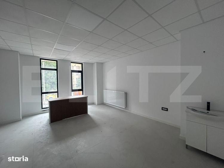 Spatiu comercial, 439 mp, pretabil clinica medicala, vad stradal - 6