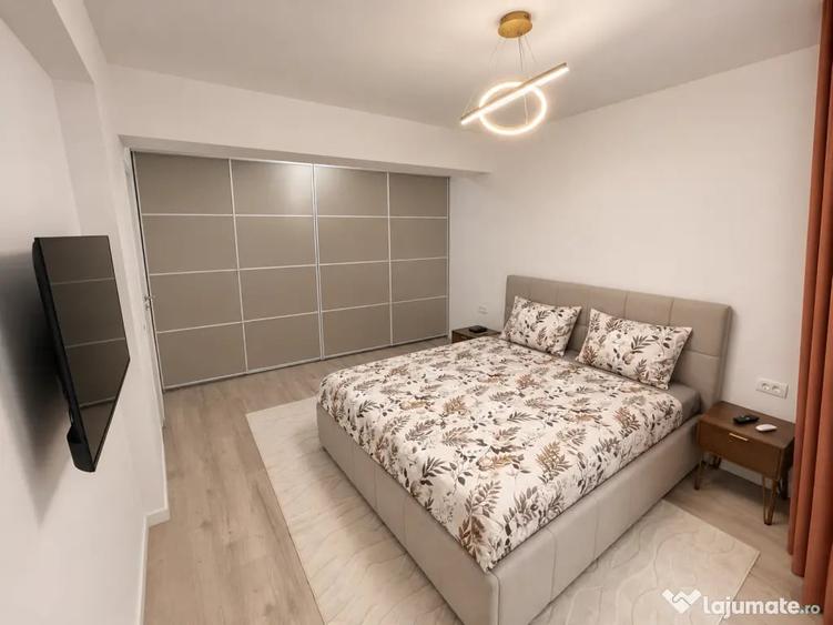 Apartament cu 2 camere decomandat în 13 Septembrie
