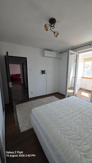 Apartament cu 2 camere decomandat în 22 Decembrie