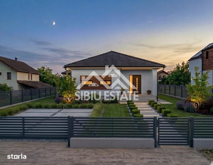 Casa noua pe un nivel, pivnita si curte mare 800 mp - 1