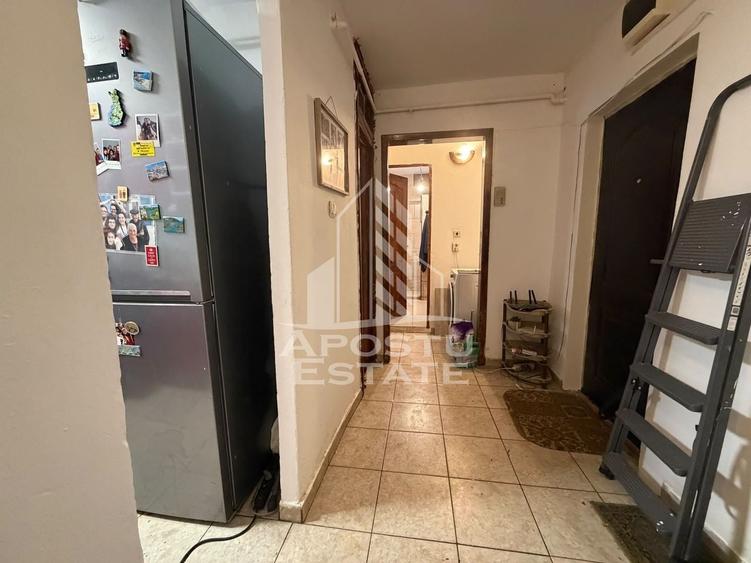 Apartament cu 2 camere decomandat în Soarelui