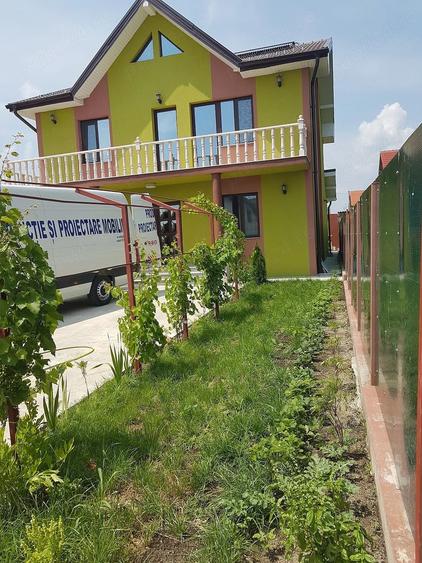 Casă cu 6 camere cu Teren 485 Mp în Central