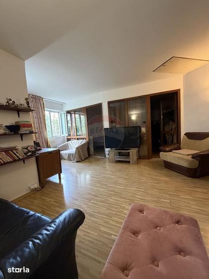 Apartament cu 4 camere în Brazda lui Novac