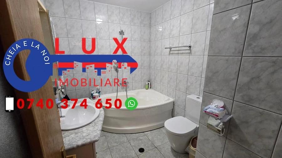 Apartament cu 3 camere decomandat în Ultracentral