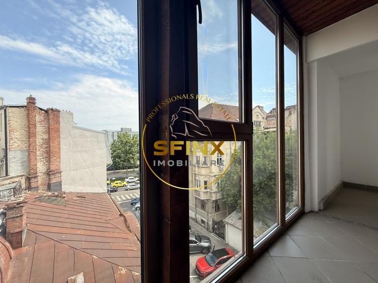 Apartament cu 4 camere decomandat în P-ța Romană