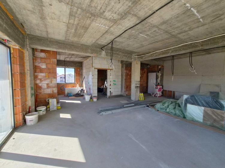 Spațiu comercial, de 74 mp, în Dumbrăvița