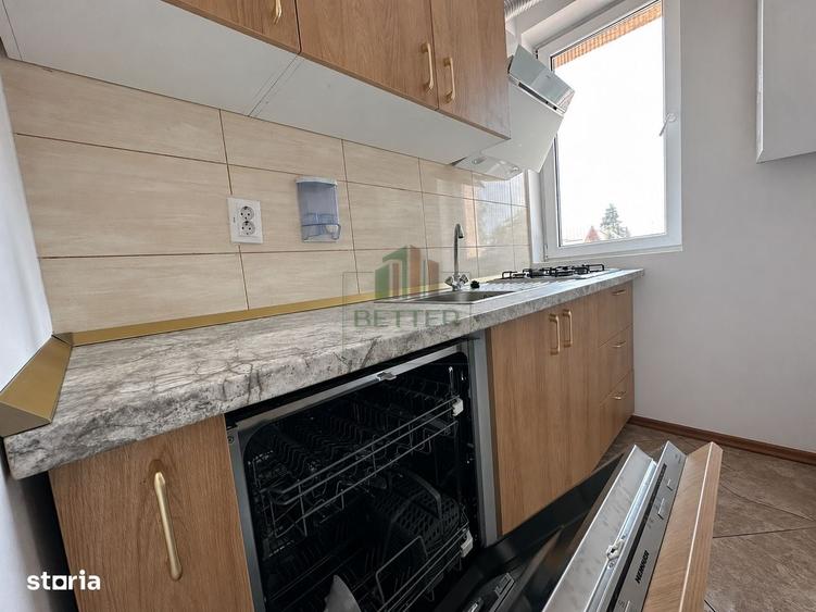 Apartament cu 3 camere decomandat în Central