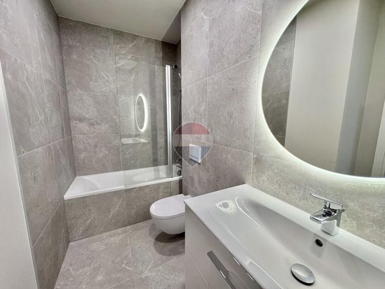 Apartament cu 3 camere decomandat, mobilat în Pipera