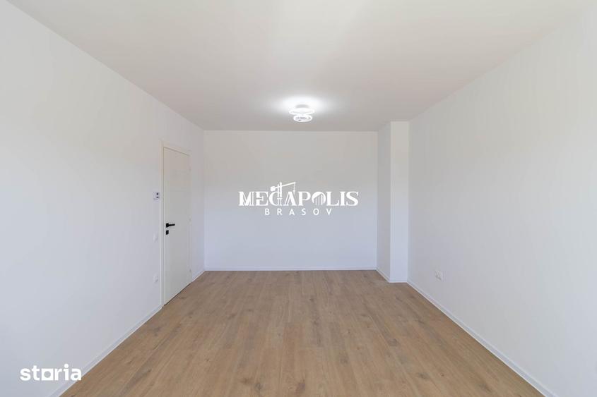 Apartament cu 3 camere în Tractorul