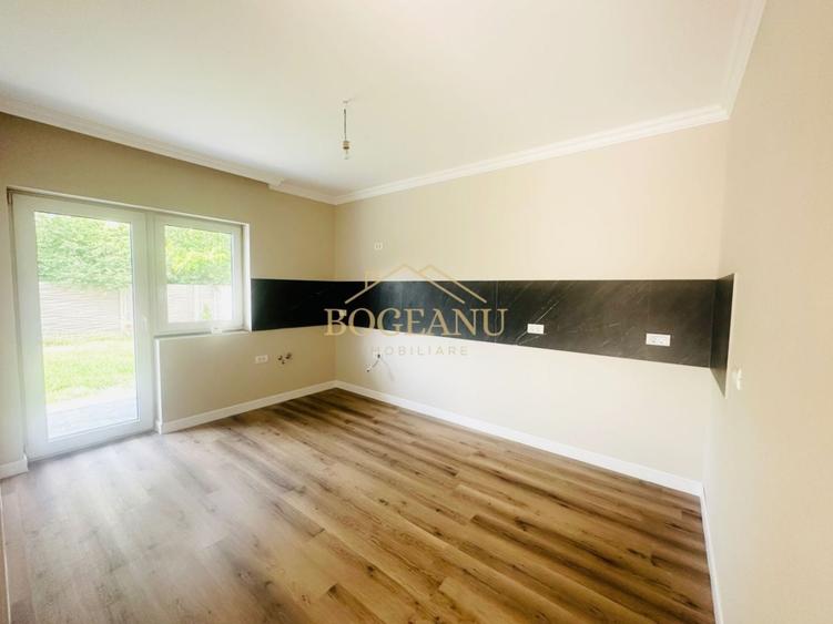 Casă individuală cu 6 camere cu Canalizare în Ronaț