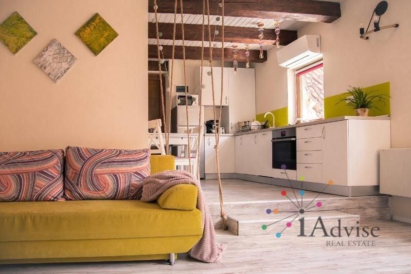 Apartament cu 5 camere decomandat, mobilat în Centrul Istoric