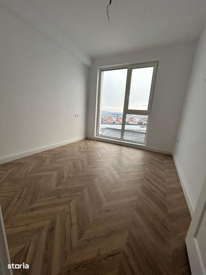 Apartament cu 3 camere în Rediu