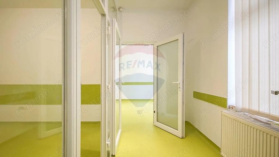 Spațiu comercial, de 66 mp, în Brașovul Vechi