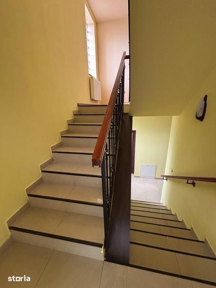 Casă cu 5 camere cu Teren 500 Mp în Rediu