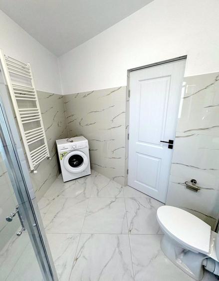 Apartament cu 3 camere semidecomandat, mobilat în Iris