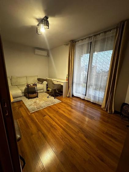 Apartament cu 2 camere decomandat în Păcii
