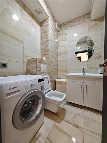 Apartament cu 3 camere semidecomandat, mobilat în Tractorul