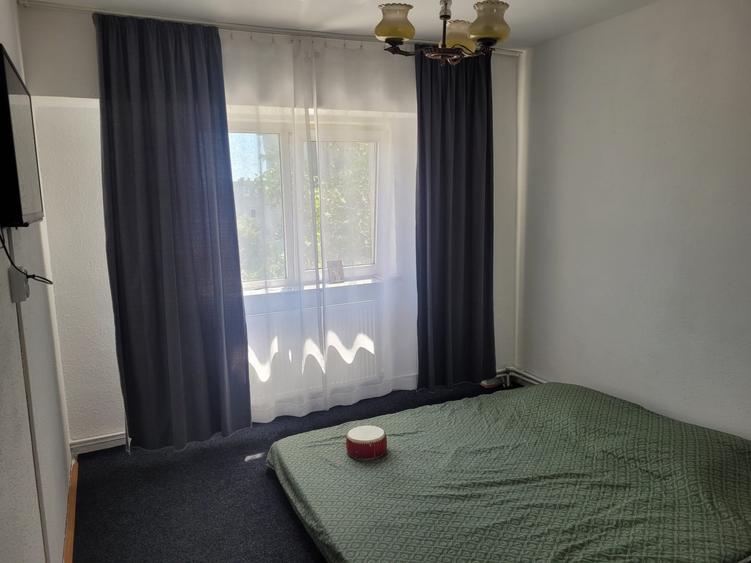 Apartament cu 4 camere decomandat, mobilat în Inel I