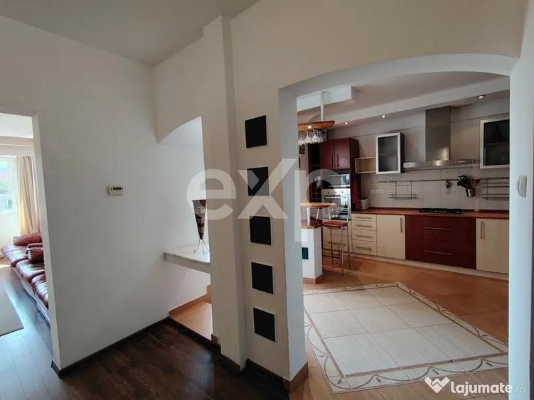 Apartament cu 4 camere semidecomandat în Zorilor