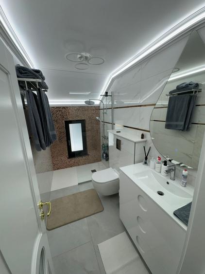 Casă individuală cu 4 camere cu Teren 580 Mp în Central