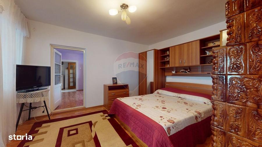 Casă cu 4 camere cu Teren 2633 Mp în Sita Buzăului