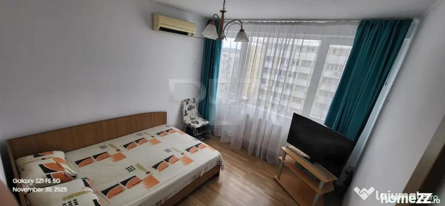 Apartament cu 3 camere semidecomandat în Iancului
