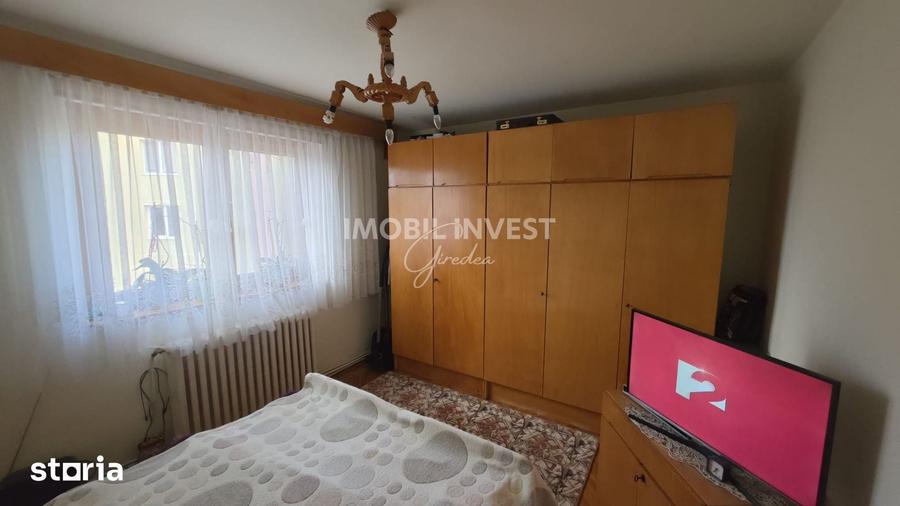 Apartament cu 3 camere în Mihai Viteazu
