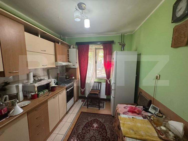 Apartament cu 3 camere decomandat, mobilat în Mărăști