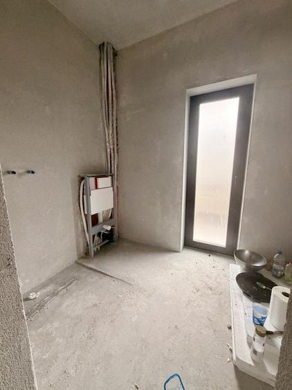 Duplex cu 4 camere cu Canalizare în Dumbrăvița