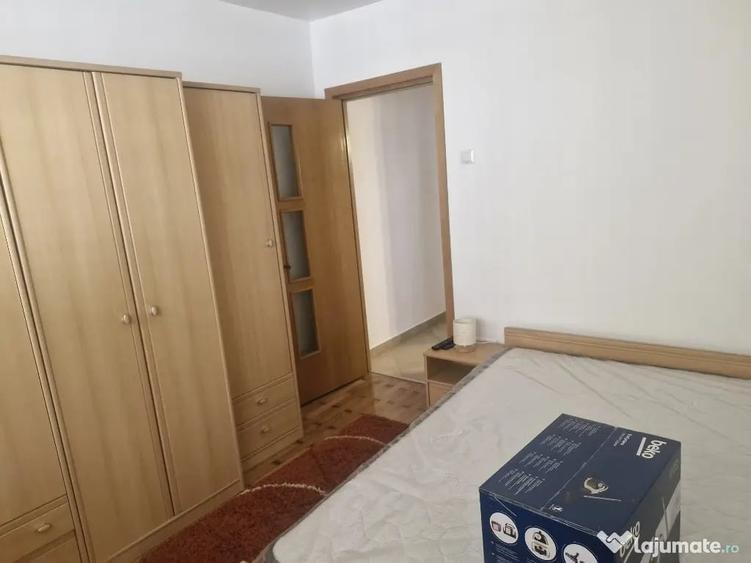 Apartament cu 3 camere decomandat în Unirii Sud