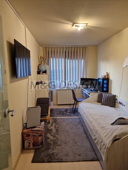 Apartament cu 3 camere decomandat în Tipografilor