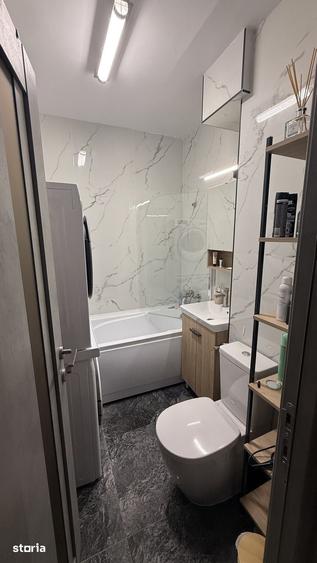 Apartament cu 3 camere în Alexandru cel Bun
