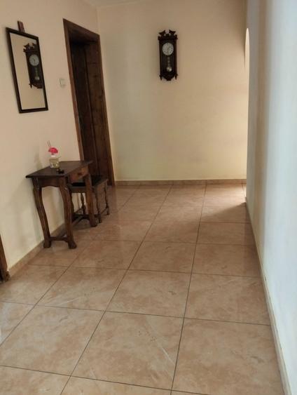 Casă cu 4 camere în Grădiște