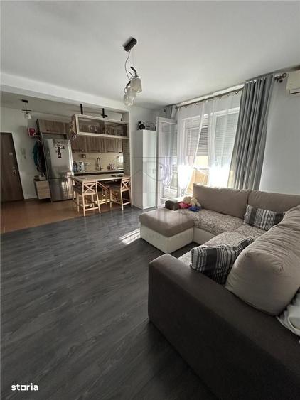 Apartament cu 2 camere decomandat în Central