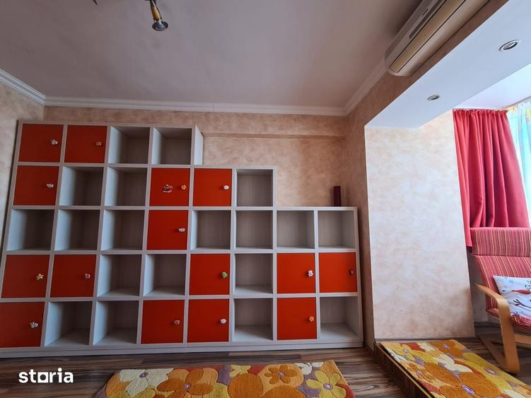 Apartament cu 3 camere decomandat în Salca