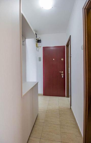 Apartament cu 2 camere semidecomandat în Astra
