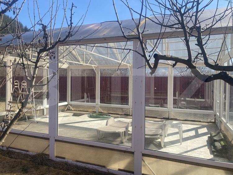 Casă de vânzare, cu 6 camere, 300 mp, spațioasă, în Câmpulung Moldovenesc - 16