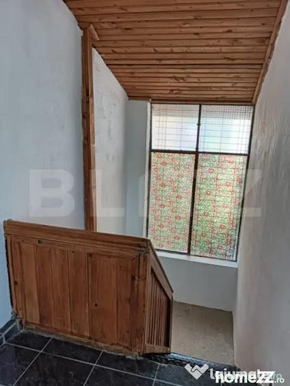 Apartament cu 3 camere decomandat în Cetate