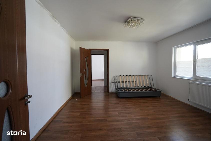 Apartament cu 2 camere semidecomandat în Soarelui — fotografia 2