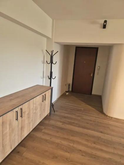 Apartament cu 4 camere decomandat în Unirii