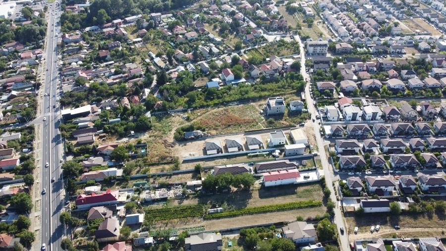 Teren Construcții intravilan de 5200 mp, în Central
