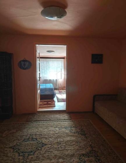 Casă cu 3 camere cu Teren 410 Mp în Girocului