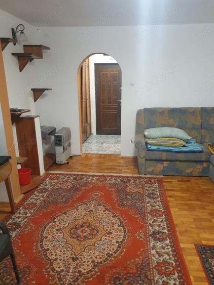 Garsonieră semidecomandată în Județean