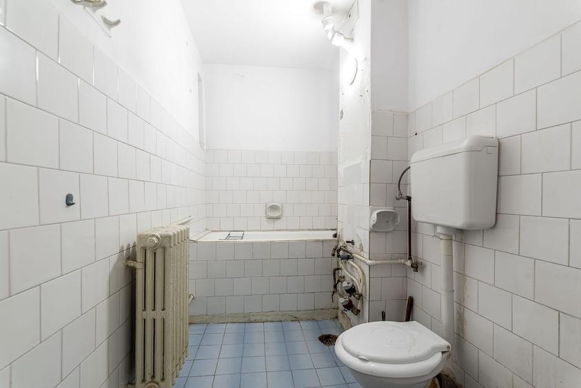 Apartament cu 2 camere decomandat în Confecții