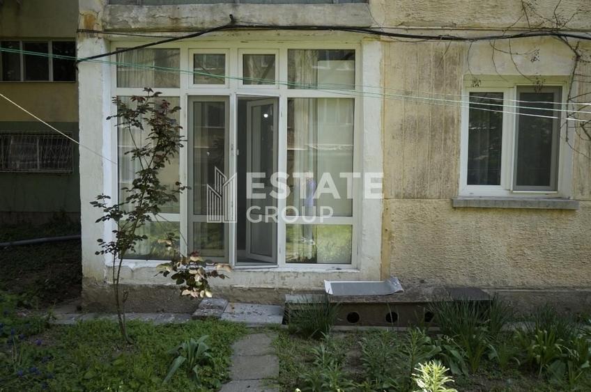 Apartament cu 3 camere semidecomandat, mobilat în Girocului
