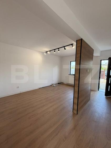 Casă cu 4 camere cu Teren 618 Mp în Central
