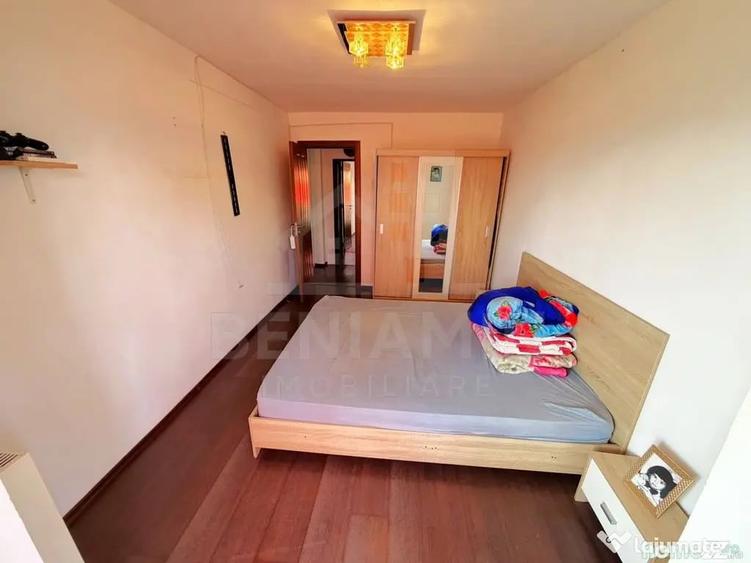 Apartament cu 3 camere decomandat în 1 Mai