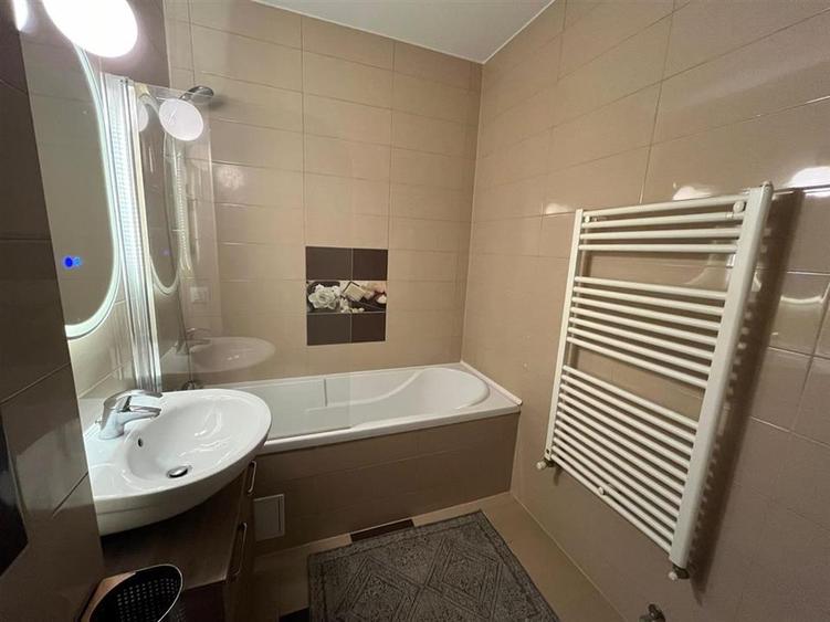 Apartament modern 2 camere balcon si parcare zona Doamna Stanca - 13
