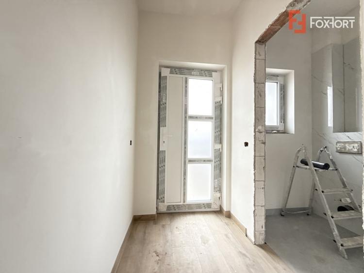 Duplex cu 4 camere cu Teren 247 Mp în Săcălaz